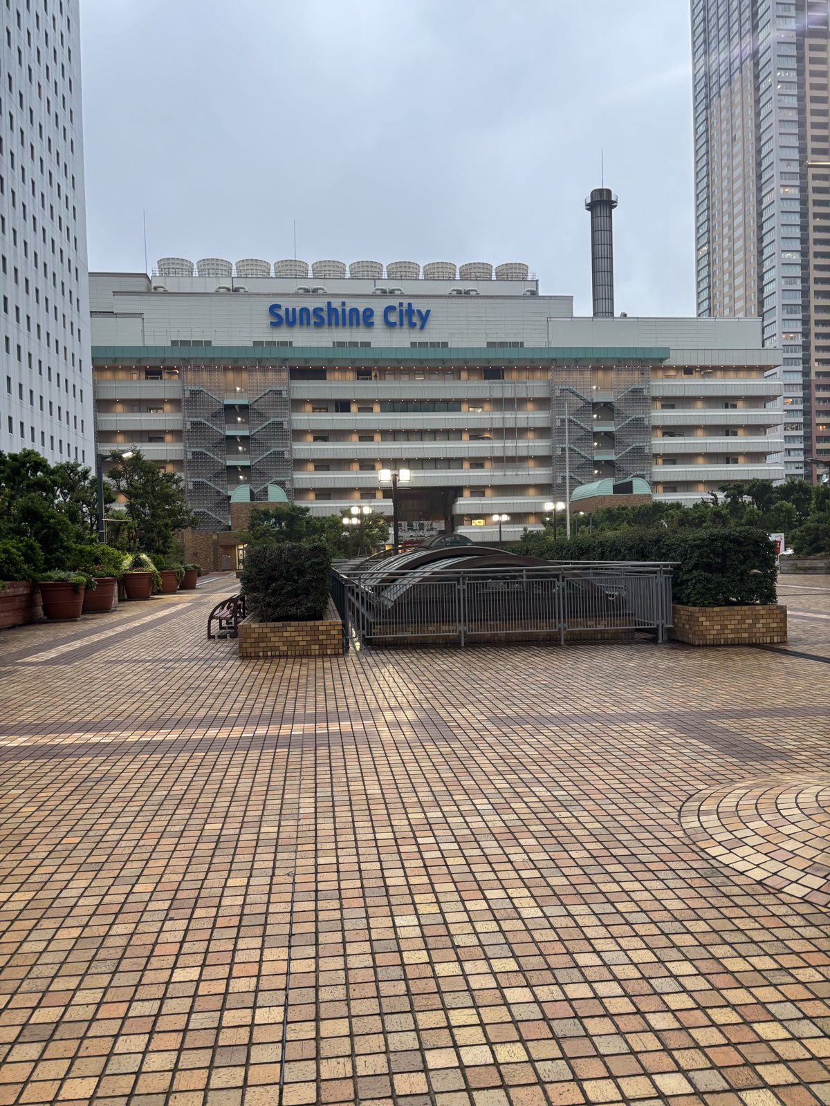 Spanish Steps (Sunshine City) 写真